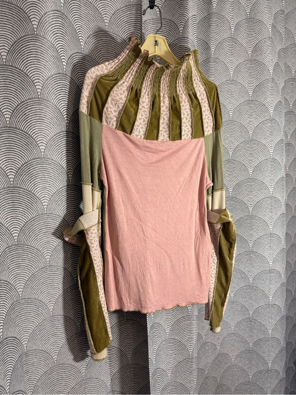 Nuvalia Pink and Olive Long Sleeve Top